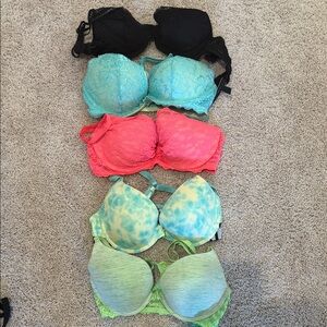 Colorful Lace and Tie-Dye Bra Set